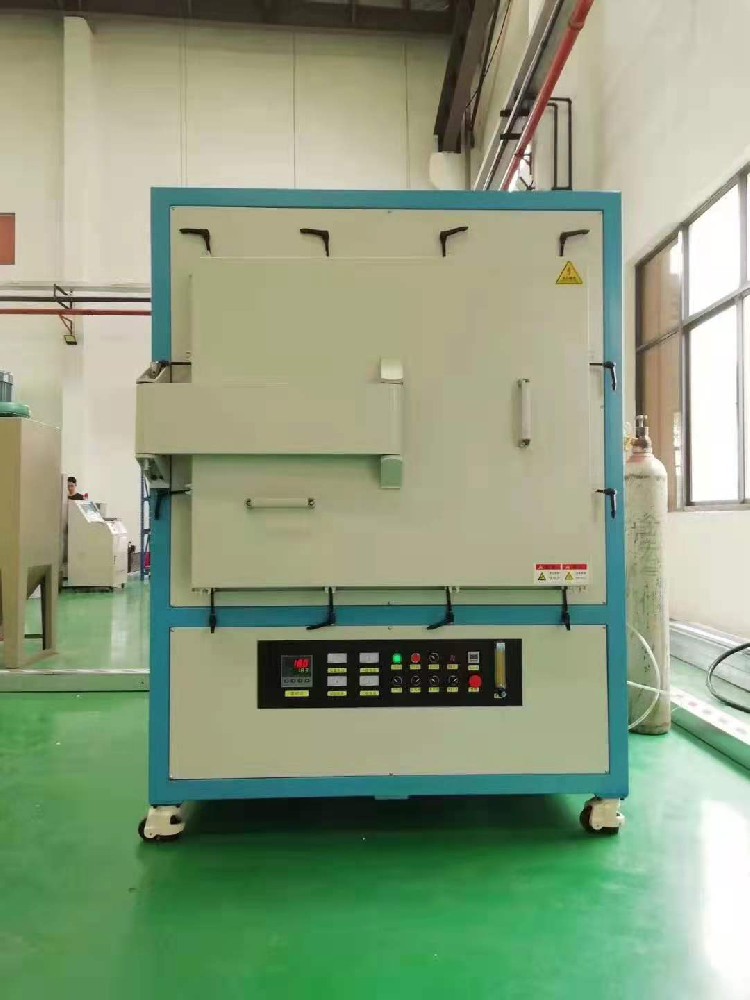 1200°C大型箱式氣氛爐
